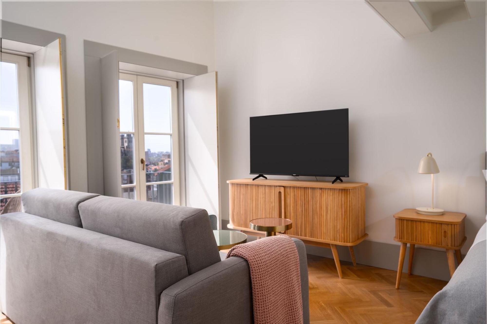 Limehome Porto Rua 31 De Janeiro Экстерьер фото