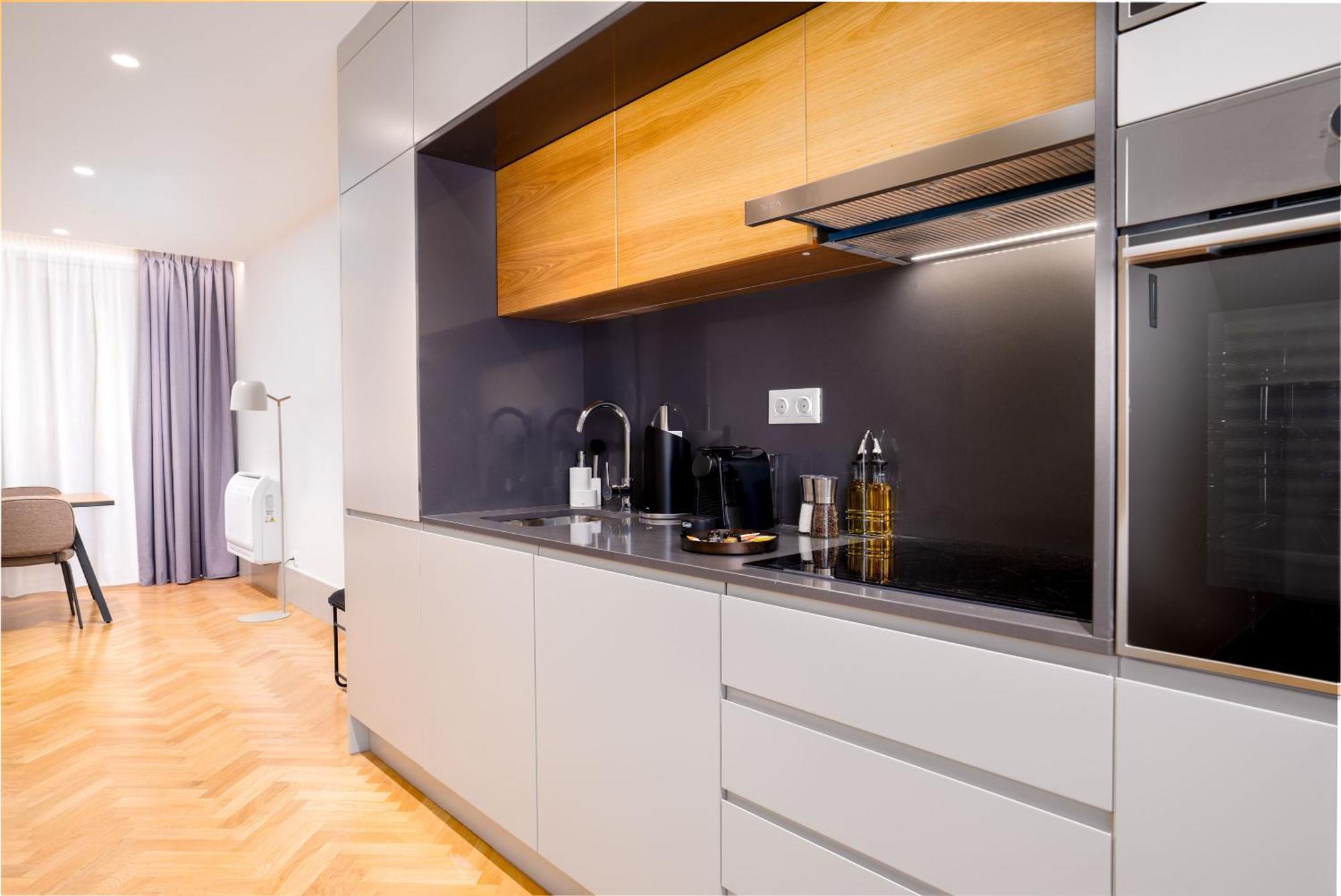 Limehome Porto Rua 31 De Janeiro Экстерьер фото
