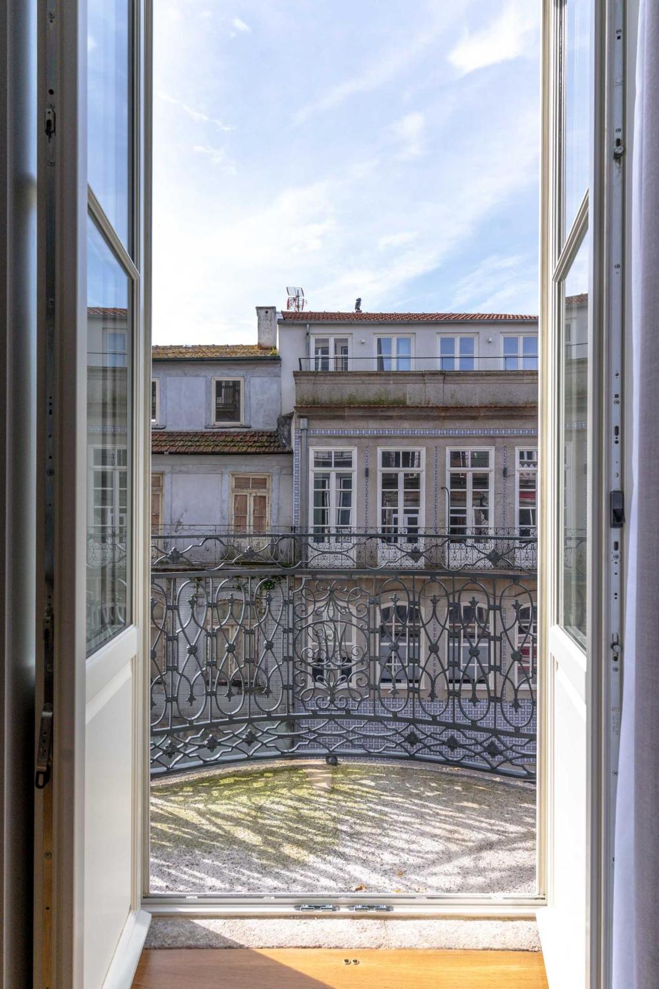 Limehome Porto Rua 31 De Janeiro Экстерьер фото